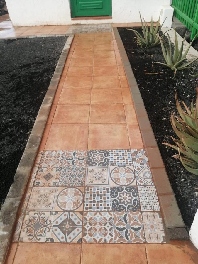 Casa Antonia Reyes, A La Sombra De Famara Munique Exterior foto