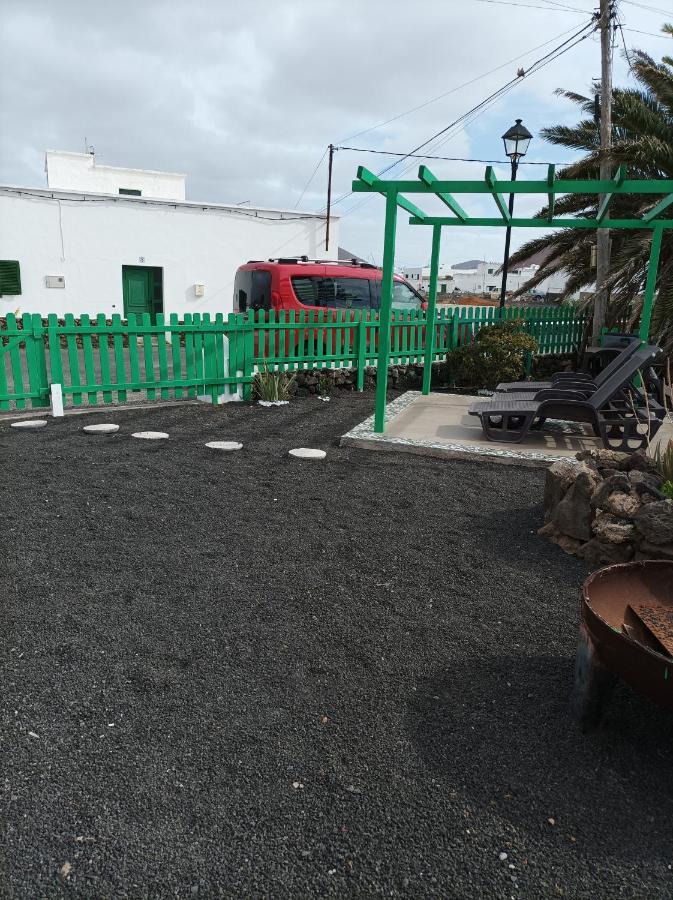 Casa Antonia Reyes, A La Sombra De Famara Munique Exterior foto