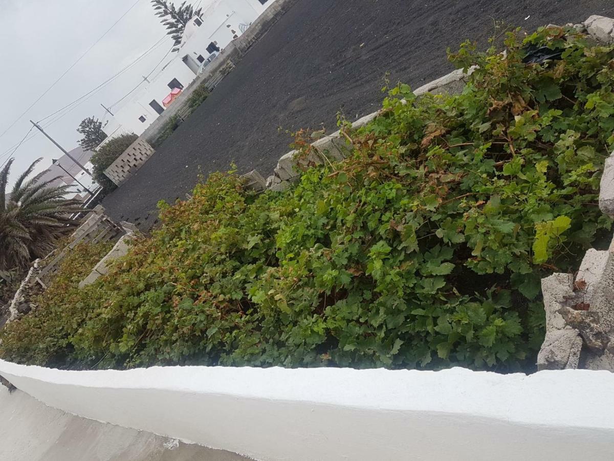 Casa Antonia Reyes, A La Sombra De Famara Munique Exterior foto